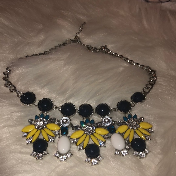 Necklace - Picture 3 of 4